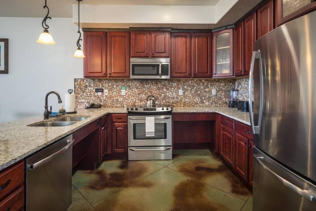 Luxury Downtown Rental Moab Exterior photo